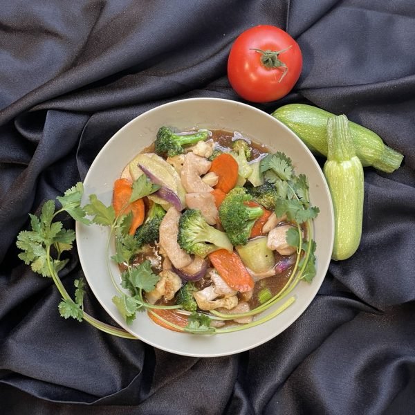 20. Stegt Kylling med grøntsager i teriyaki sauce