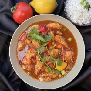 22. Stegt tempura kylling i sur- sød sauce